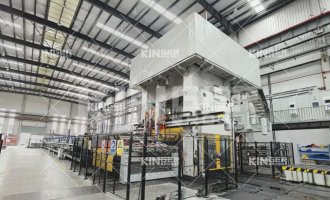 【产品动态】“汽车减沉利器”，人生就是搏机械人打造高强钢热成形出产线，为你赋能增效！